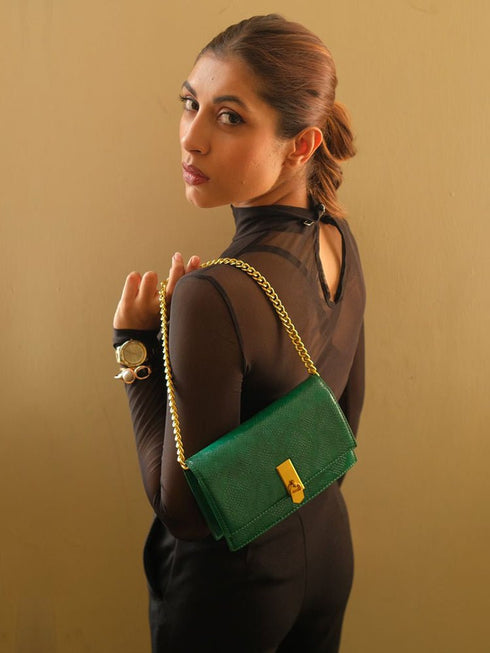 Mila Shoulder Clutch